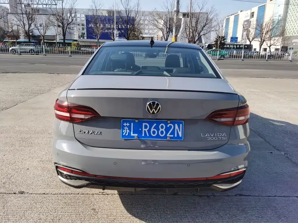 Volkswagen Lavida 2023 из CN, фото 6