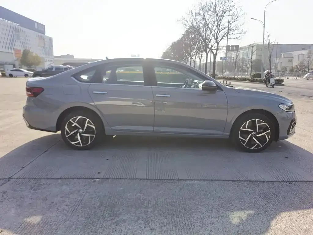 Volkswagen Lavida 2023 из CN, фото 4