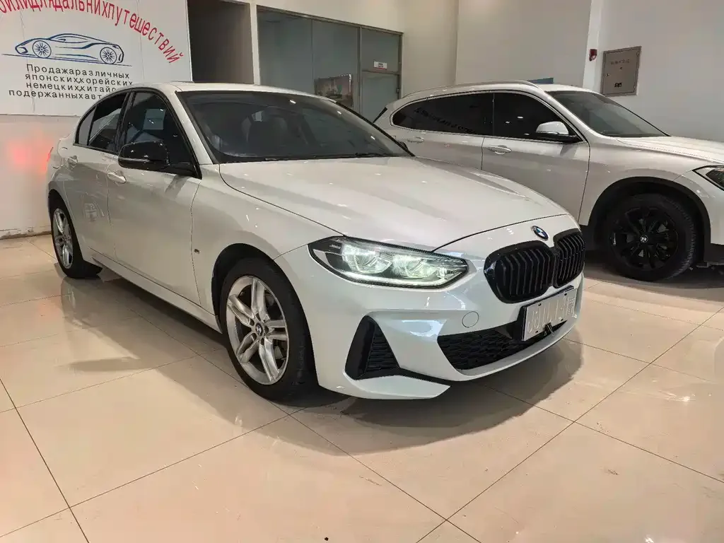BMW 1 Series 2023 из CN, фото 10