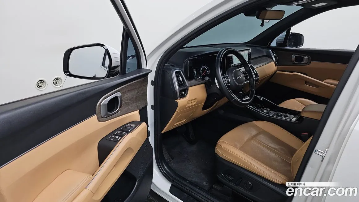 Kia Sorento — фото 10