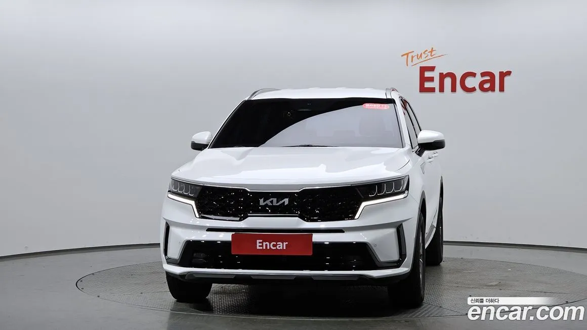 Kia Sorento — фото 6