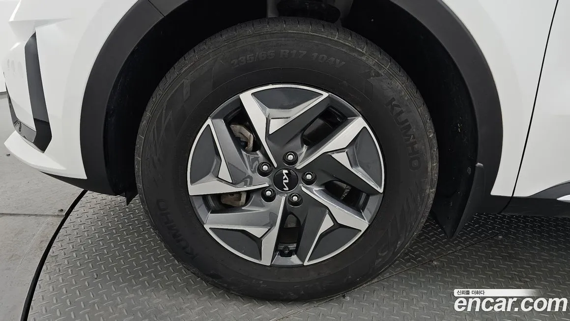 Kia Sorento — фото 8