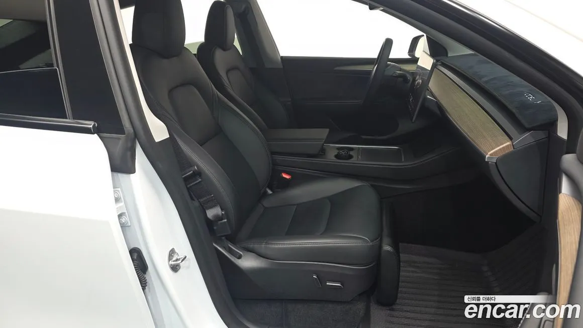 Tesla Model Y 2024 из KR, фото 8