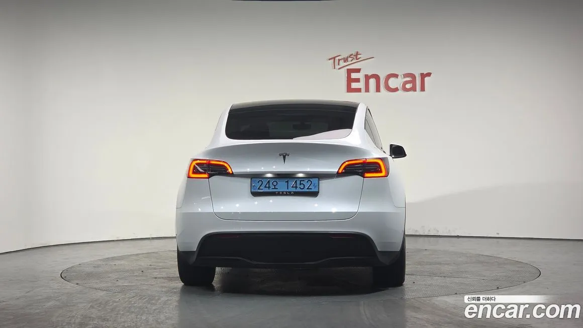 Tesla Model Y 2024 из KR, фото 3