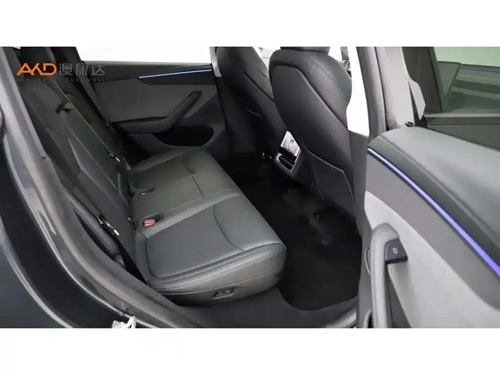 Tesla Model Y 2025 из CN, фото 3