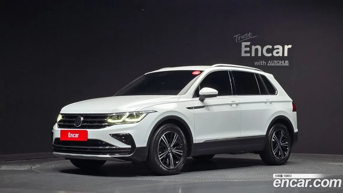 Volkswagen Tiguan — фото 1