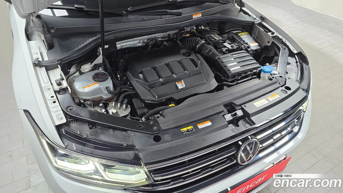 Volkswagen Tiguan — фото 5