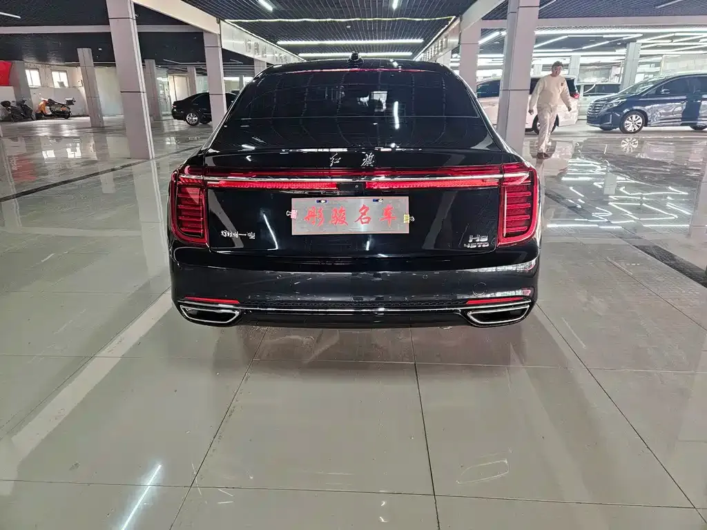 Hongqi H9 — фото 5