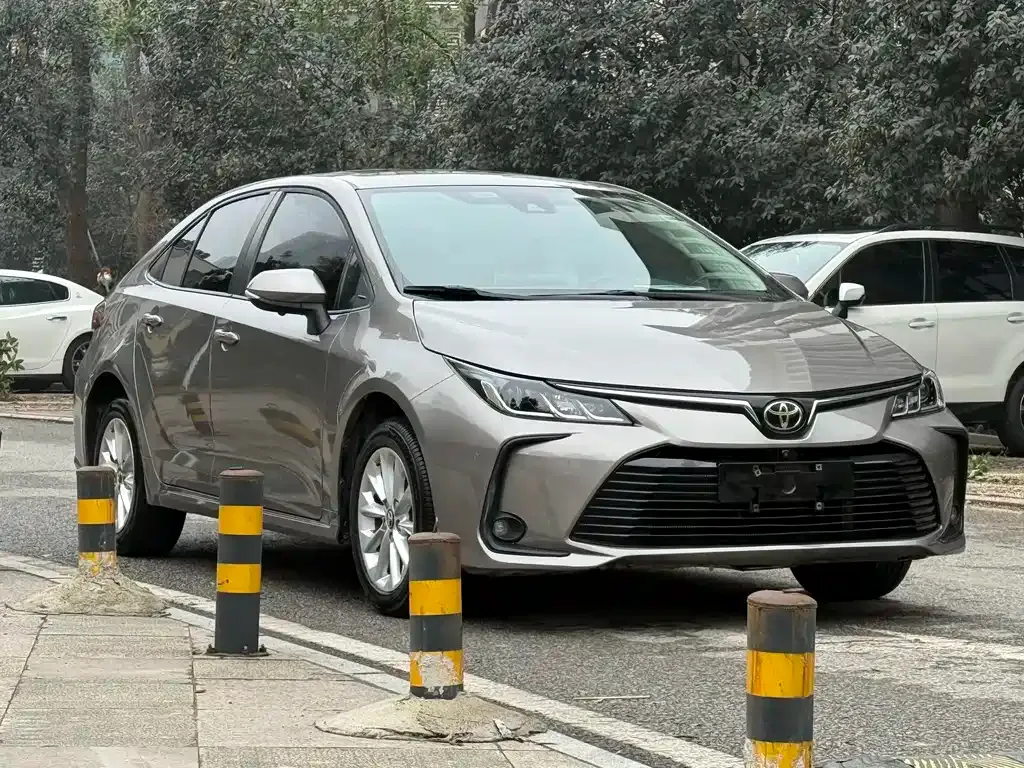 Toyota Corolla 2022 из CN, фото 9