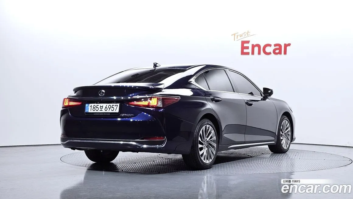 Lexus ES — фото 6