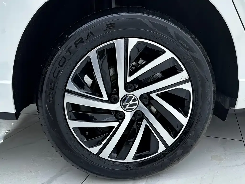 Volkswagen Lavida 2024 из CN, фото 8