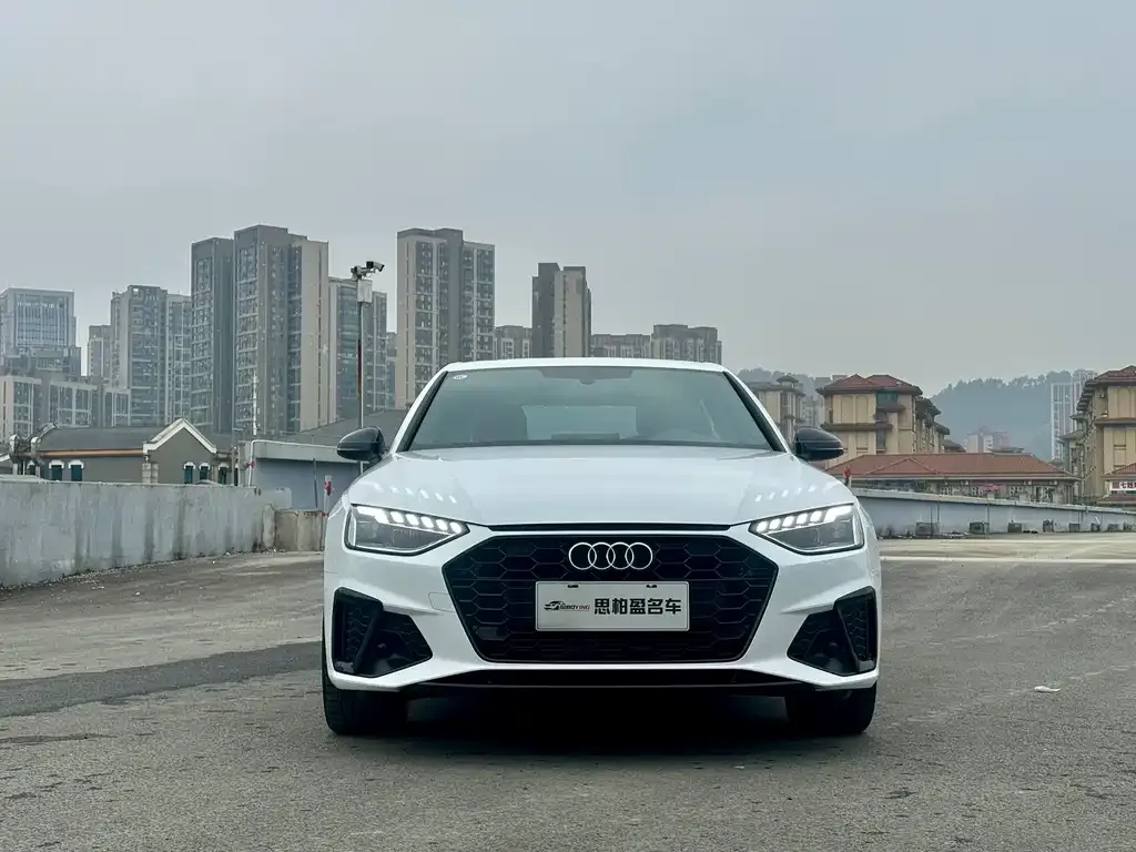 Audi A4L 2023 из CN, фото 5