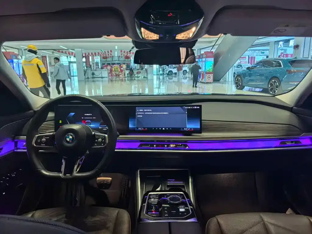 BMW i7 2023 из CN, фото 2