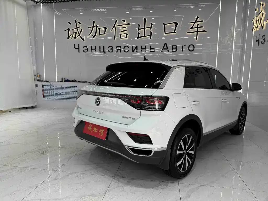 Volkswagen T-Roc 2023 из CN, фото 7