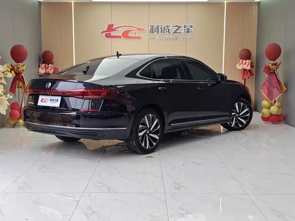 Volkswagen Passat — фото 2