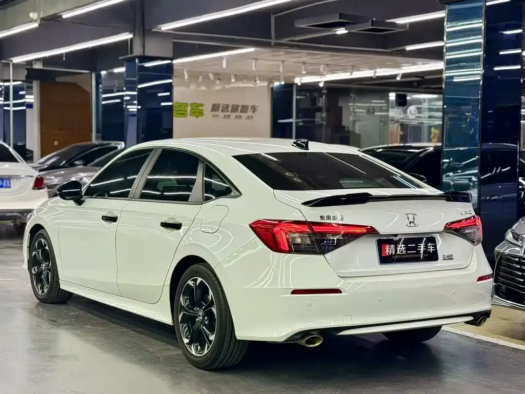 Honda Civic — фото 7