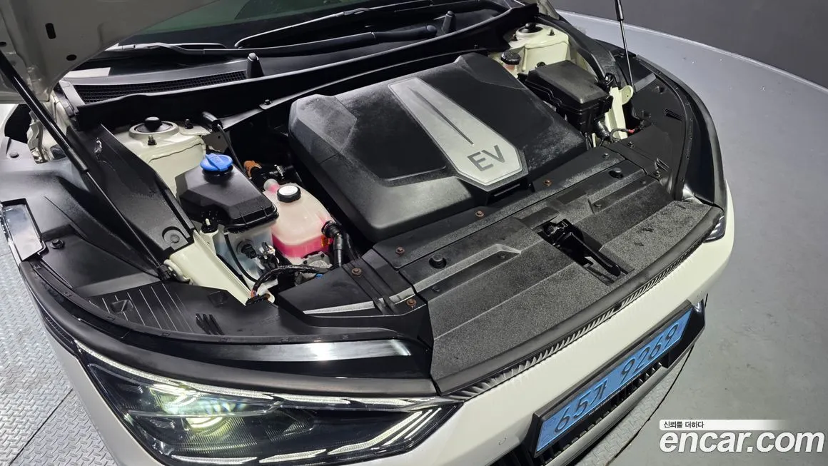 Kia EV6 2022 из KR, фото 9