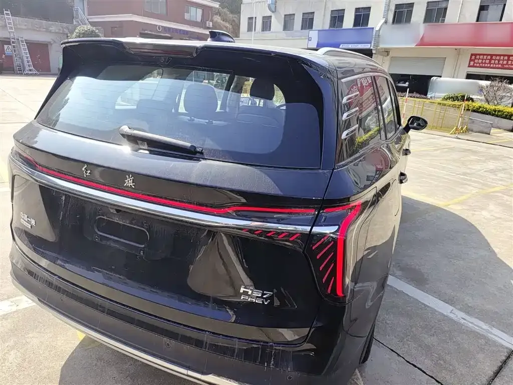 Hongqi HS7 PHEV — фото 6