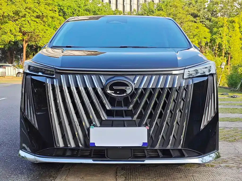 GAC Motor Trumpchi M8 — фото 3