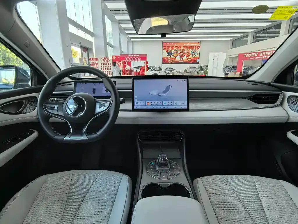 BYD Seal 05 DM-i — фото 6
