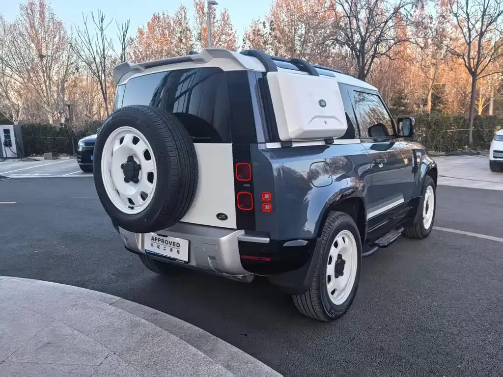 Land Rover Defender — фото 9