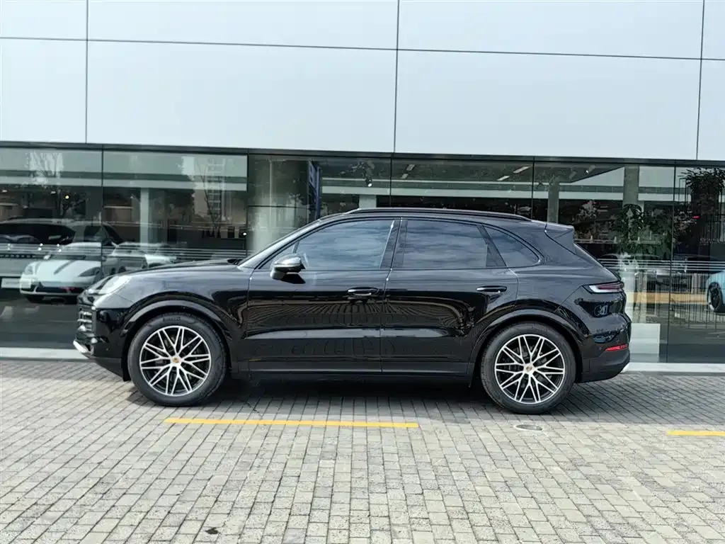 Porsche Cayenne — фото 4