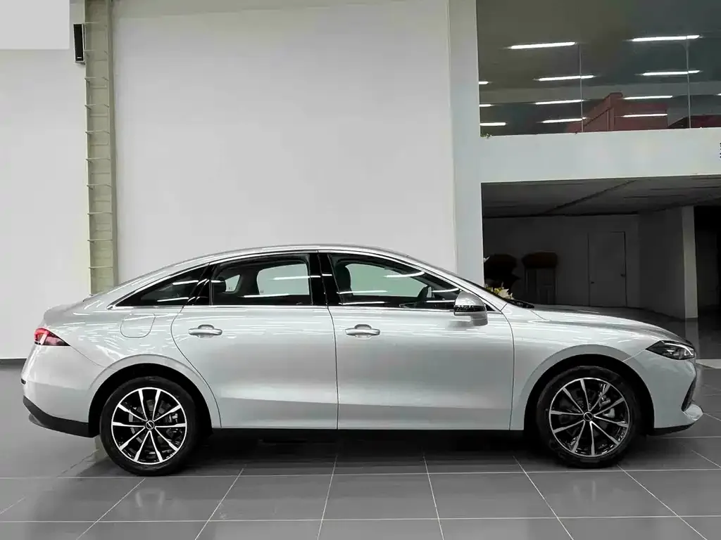 Roewe D7 2025 из CN, фото 7