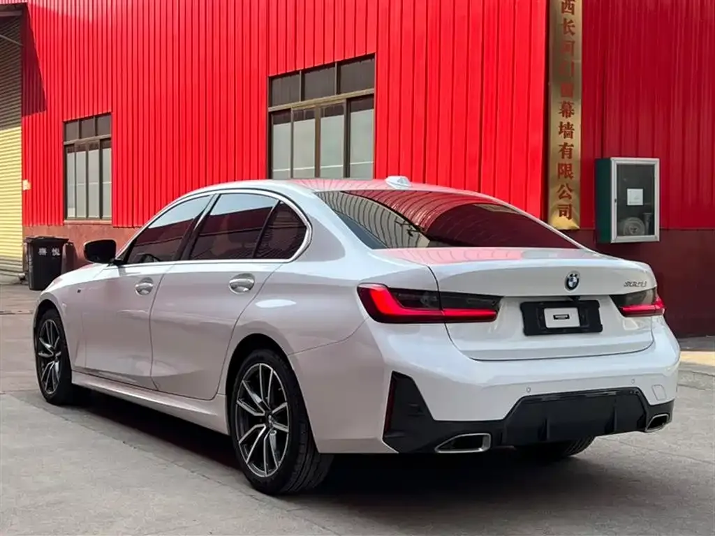 BMW 3 Series 2023 из CN, фото 9