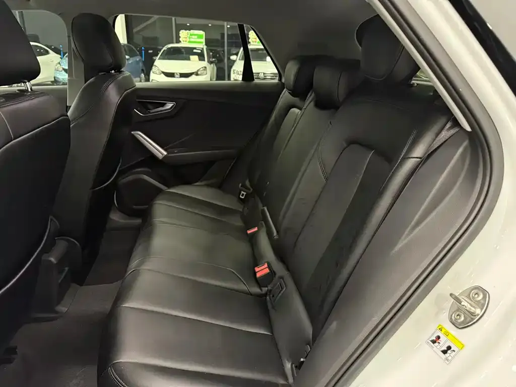Audi Q2L 2021 из CN, фото 6