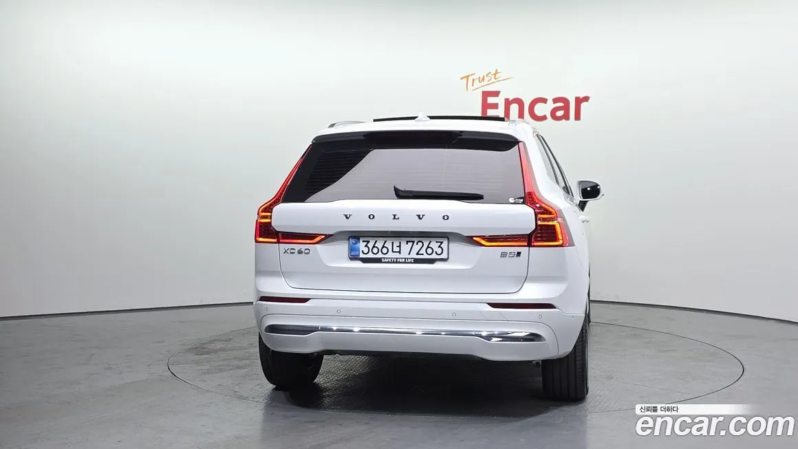 Volvo XC60 2025 из KR, фото 5