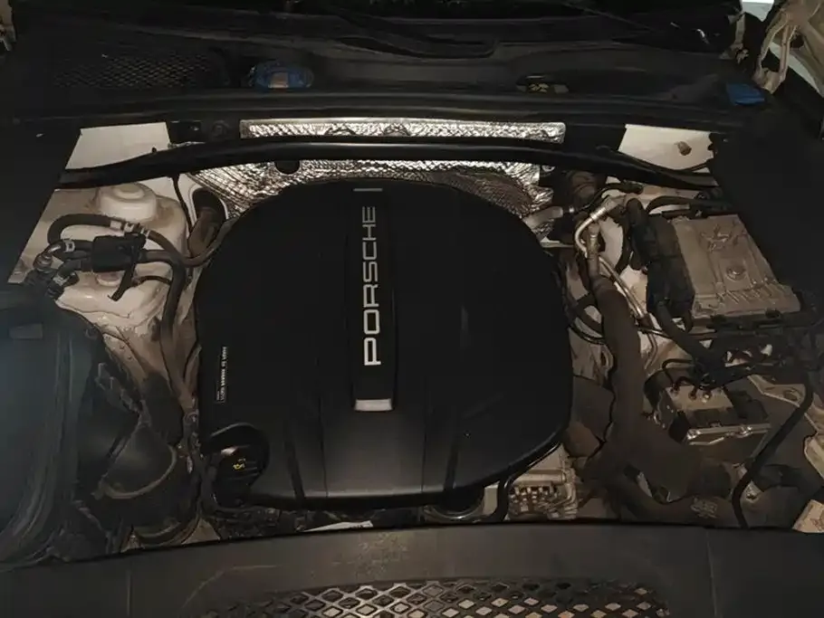 Porsche Macan 2021 из CN, фото 10