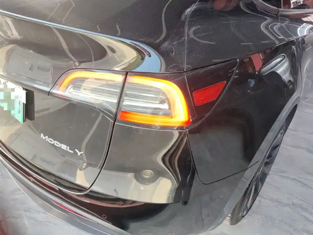 Tesla Model Y 2022 из CN, фото 7