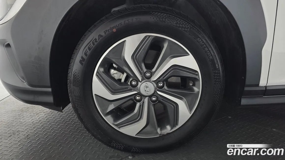 Hyundai Kona 2023 из KR, фото 5