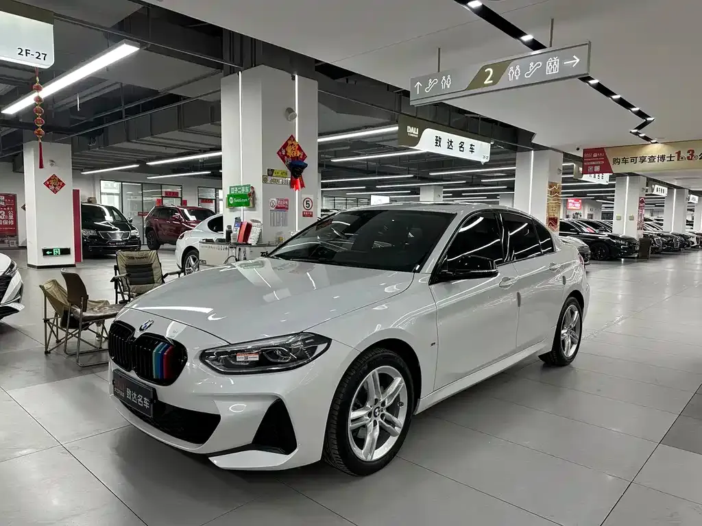 BMW 1 Series — фото 1