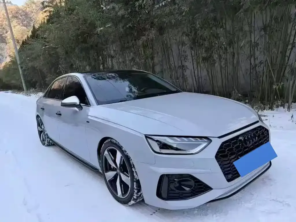 Audi A4L 2021 из CN, фото 7