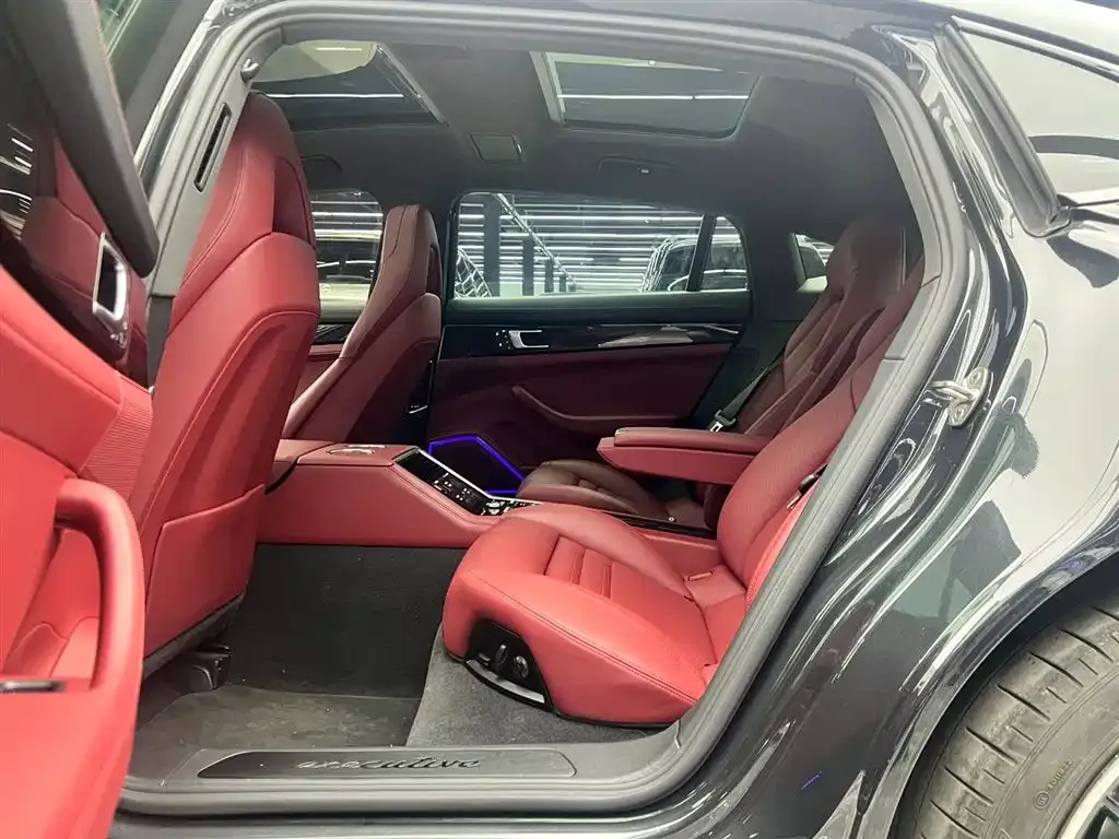 Porsche Panamera 2023 из CN, фото 3