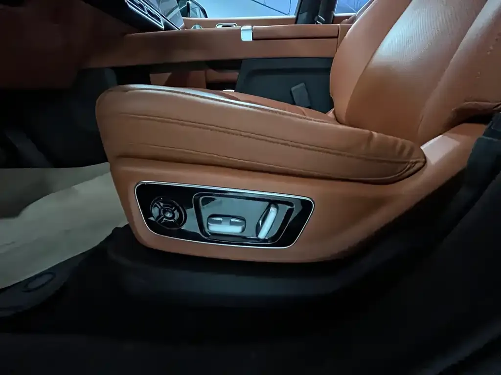 Li Auto L8 2023 из CN, фото 9