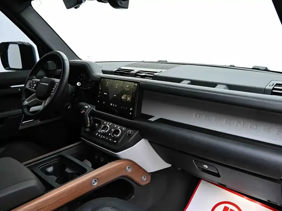Land Rover Defender 2023 из CN, фото 6