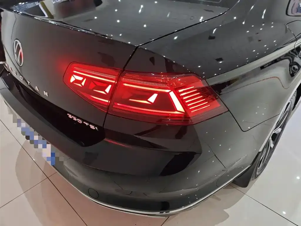 Volkswagen Magotan 2021 из CN, фото 8
