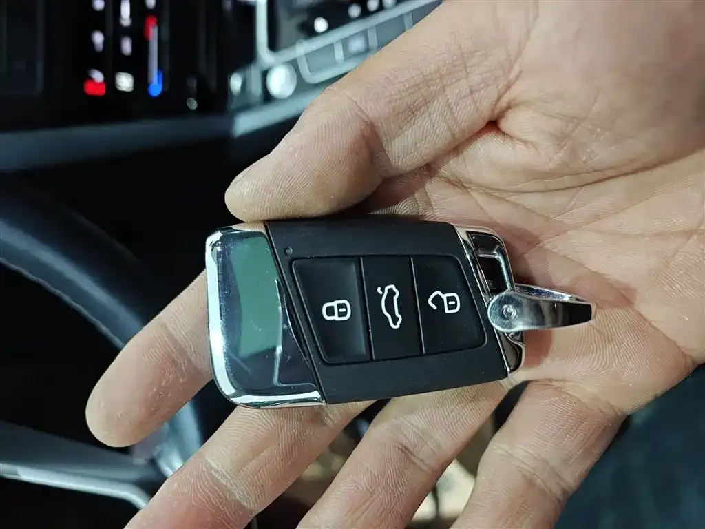 Volkswagen Magotan 2021 из CN, фото 10