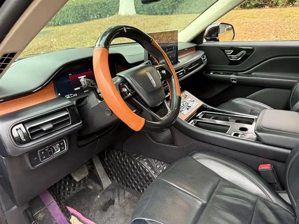Lincoln Aviator 2021 из CN, фото 2