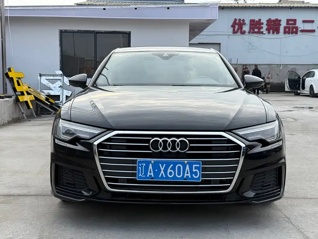 Audi A6L 2021 из CN, фото 6