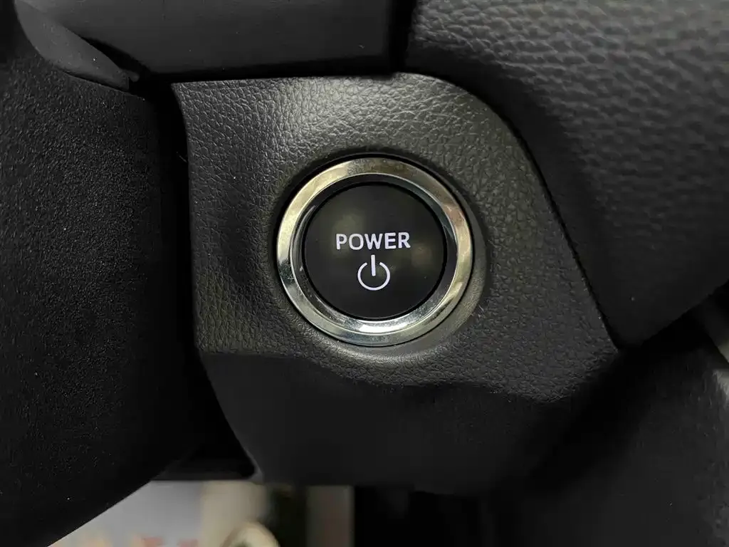 Toyota Wildlander 2023 из CN, фото 2