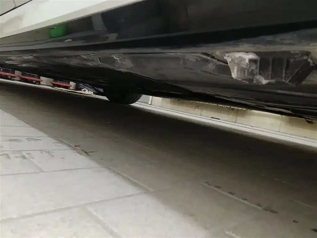 BMW 5 Series 2025 из CN, фото 10
