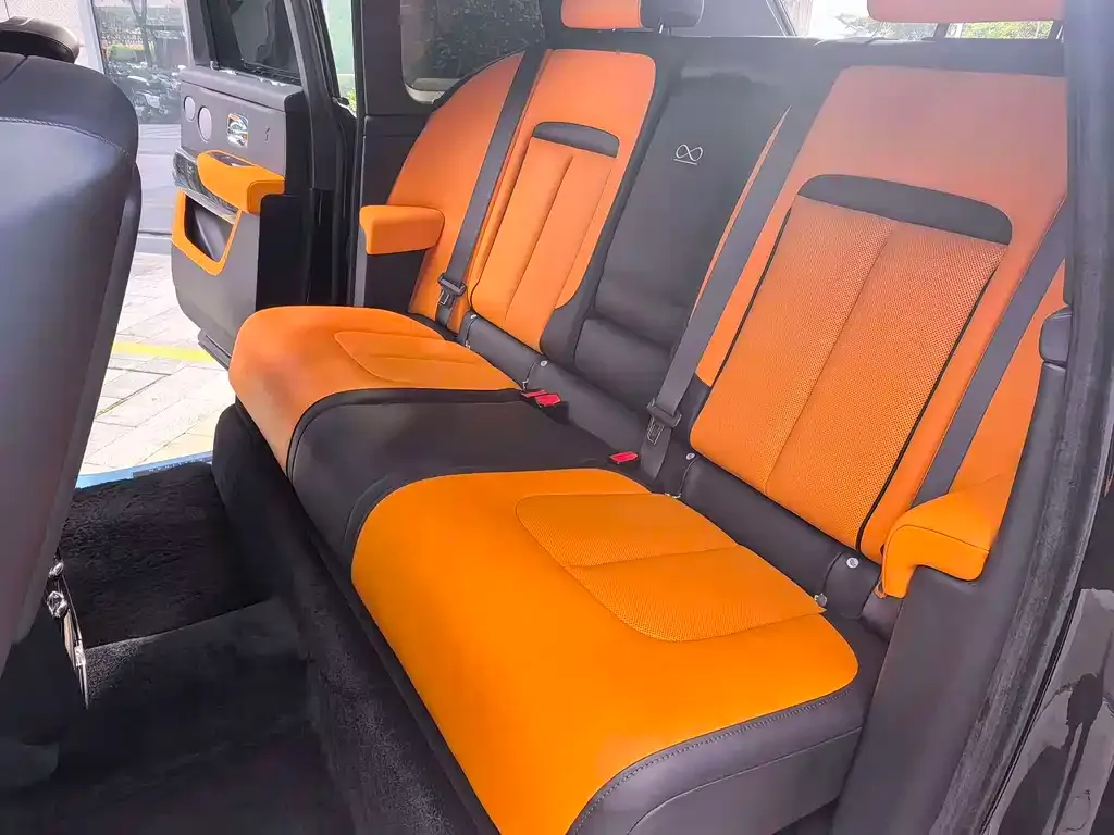 Rolls-Royce Cullinan 2021 из CN, фото 7