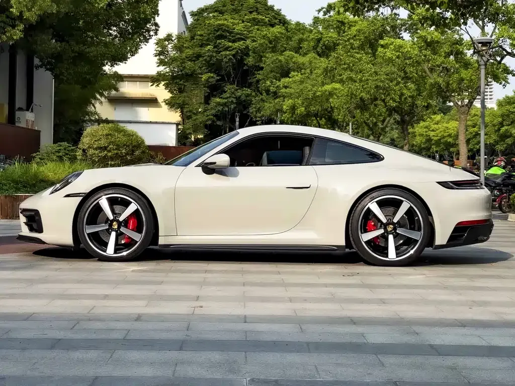 Porsche 911 2021 из CN, фото 8