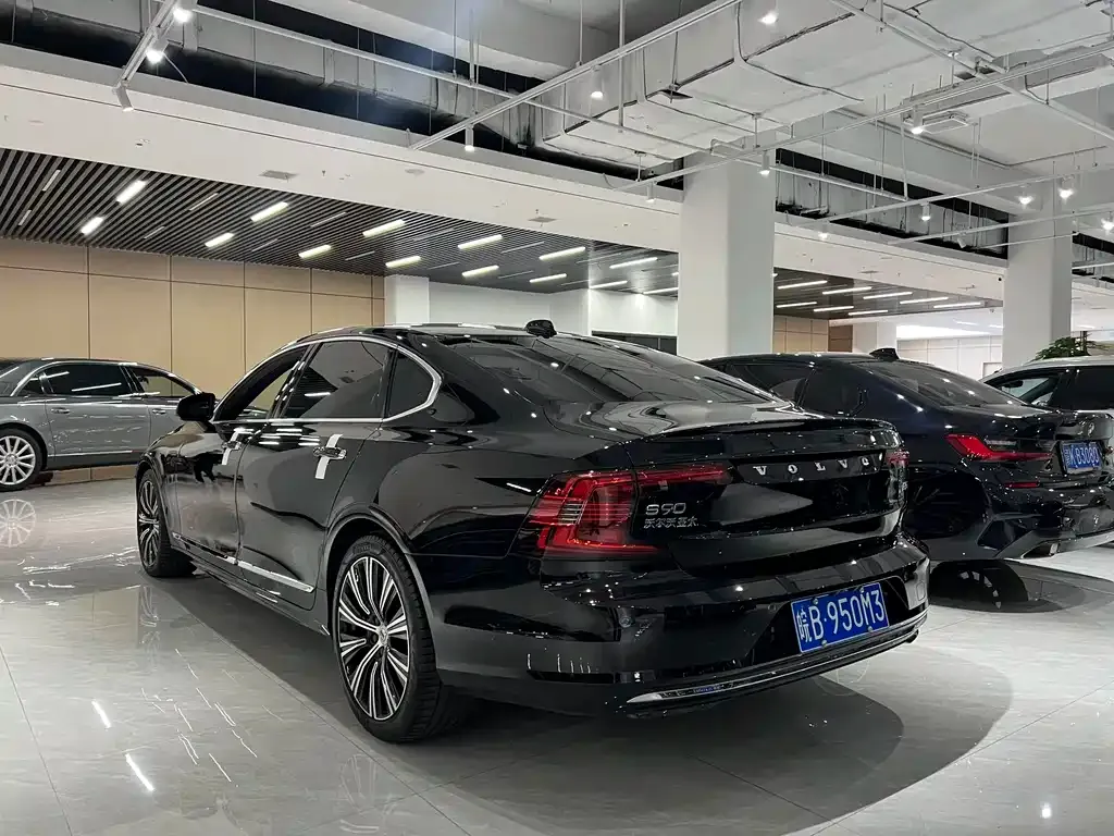 Volvo S90 2022 из CN, фото 6