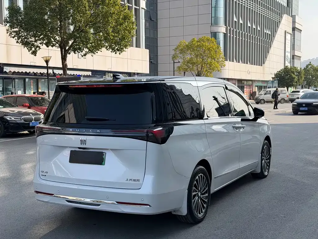 Buick GL8 Hybrid 2025 из CN, фото 4