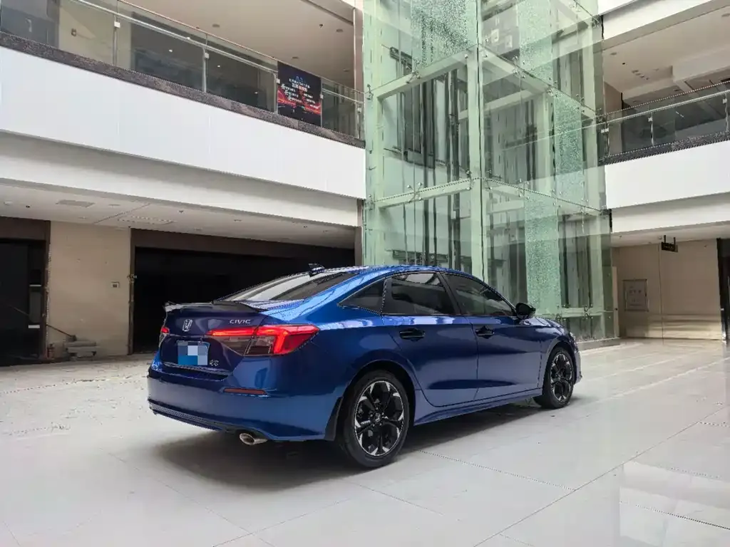 Honda Civic 2021 из CN, фото 2