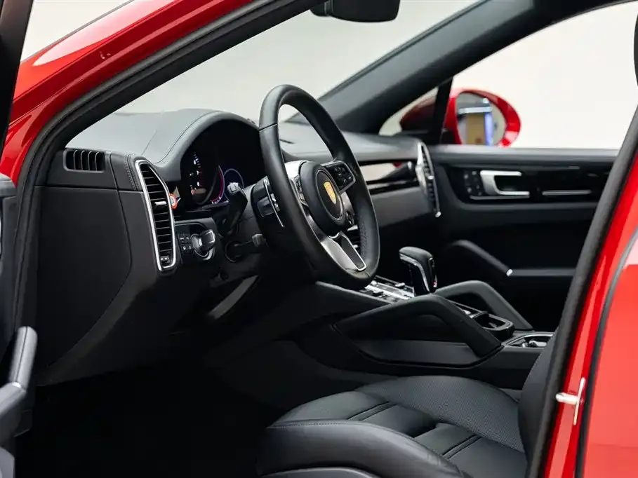 Porsche Cayenne 2023 из CN, фото 8